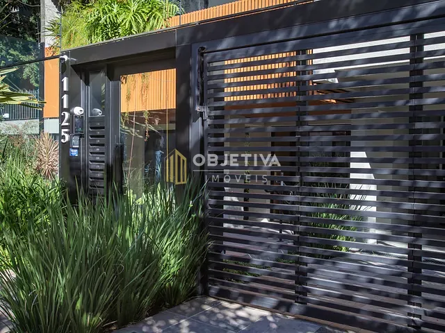Apartamento 3 quartos e 4 banheiros, à venda, no bairro Moinhos de Vento em Porto Alegre
