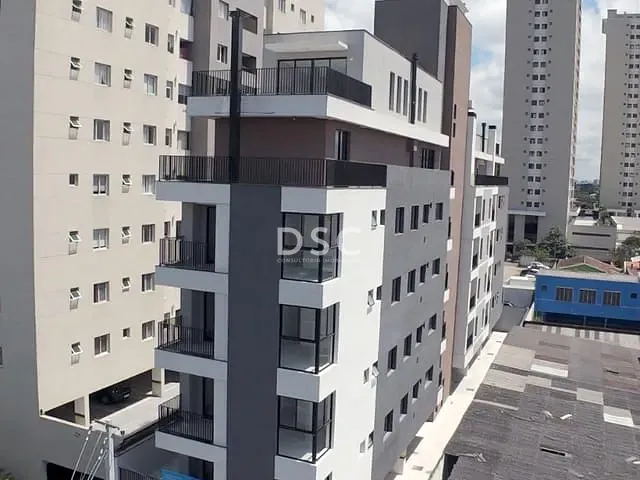 Apartamento 3 quartos e 2 banheiros, à venda, no bairro Capão Raso em Curitiba