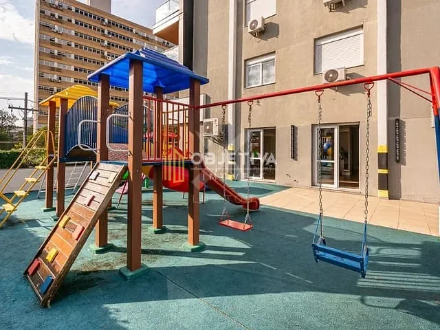 Apartamento 1 quarto e 4 banheiros, à venda, no bairro Petrópolis em Porto Alegre