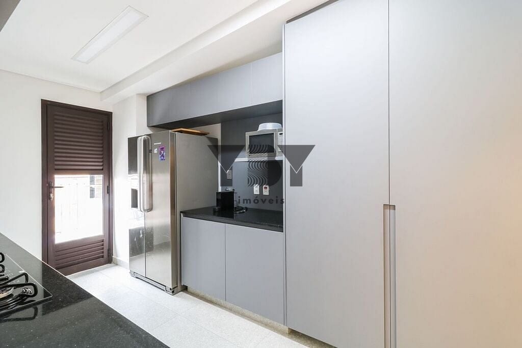 Cobertura à venda com 2 quartos, 165m² - Foto 3