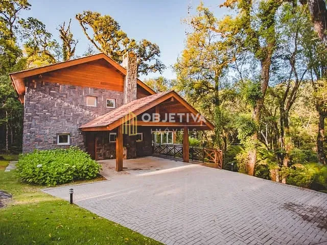 Casa 4 quartos e 6 banheiros, à venda, no bairro Mato Queimado em Gramado