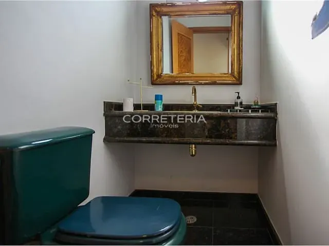 Casa 4 quartos e 4 banheiros, à venda, no bairro Vila Madalena em São Paulo
