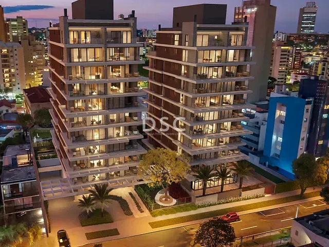 Cobertura / Penthouse 3 quartos e 5 banheiros, à venda, no bairro Bigorrilho em Curitiba