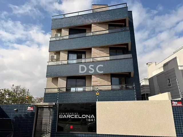 Apartamento 3 quartos e 2 banheiros, à venda, no bairro Hauer em Curitiba
