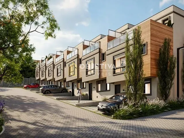 Casa 3 quartos e 4 banheiros, à venda, no bairro Teresópolis em Porto Alegre