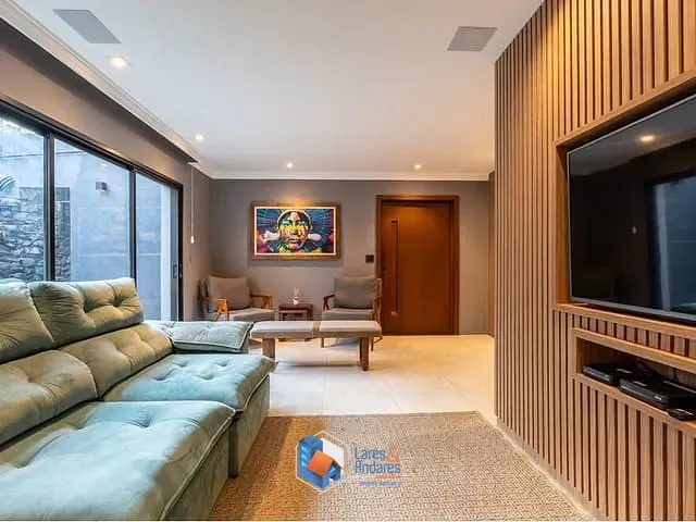 Casa 3 quartos e 5 banheiros, à venda, no bairro Planalto Paulista em São Paulo