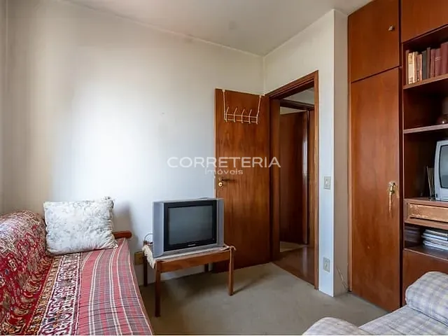 Apartamento 3 quartos e 2 banheiros, à venda, no bairro Moema em São Paulo