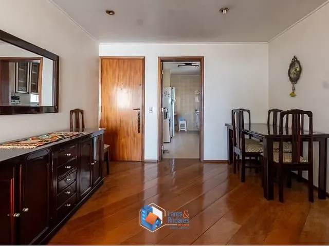 Apartamento 3 quartos e 2 banheiros, à venda, no bairro Moema em São Paulo