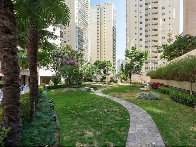 Apartamento 3 quartos e 4 banheiros, à venda, no bairro Moema em São Paulo