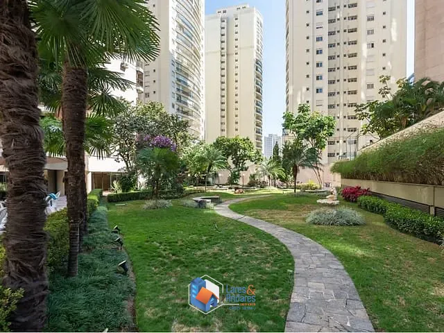 Apartamento 3 quartos e 4 banheiros, à venda, no bairro Moema em São Paulo