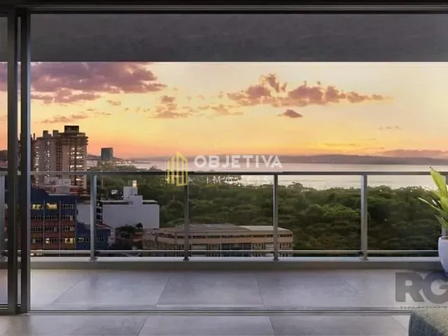 Apartamento 3 quartos e 4 banheiros, à venda, no bairro Menino Deus em Porto Alegre