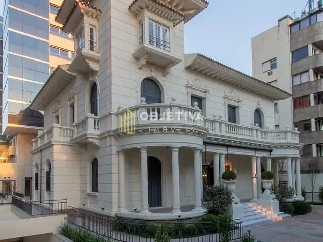 Apartamento 2 quartos e 1 banheiro, à venda, no bairro Moinhos de Vento em Porto Alegre