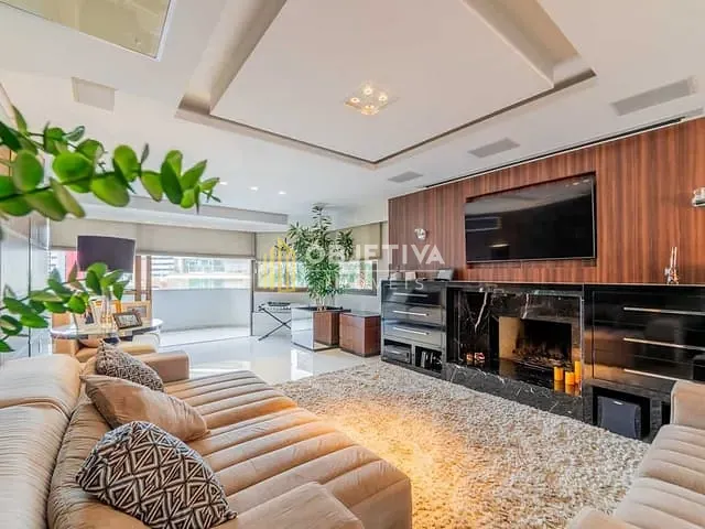Apartamento 4 quartos e 10 banheiros, à venda, no bairro Petrópolis em Porto Alegre
