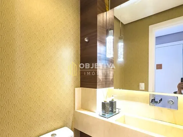 Apartamento 3 quartos e 7 banheiros, à venda, no bairro Petrópolis em Porto Alegre