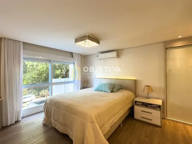 Apartamento 3 quartos e 7 banheiros, à venda, no bairro Petrópolis em Porto Alegre