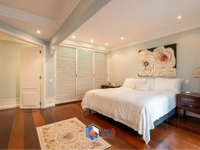 Apartamento 5 quartos e 6 banheiros, à venda, no bairro Moema em São Paulo