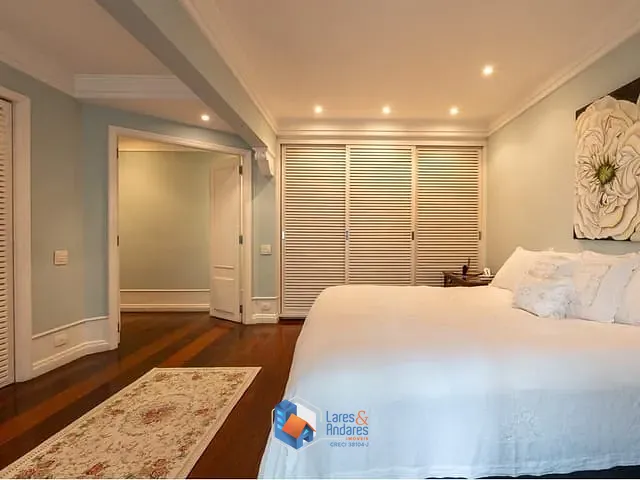 Apartamento 5 quartos e 6 banheiros, à venda, no bairro Moema em São Paulo