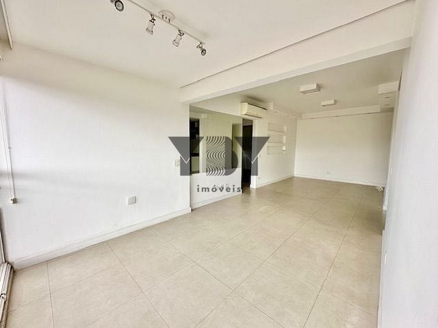 Apartamento à venda com 2 quartos, 74m² - Foto 42