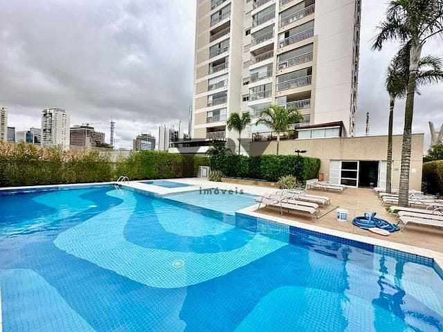 Apartamento à venda com 2 quartos, 74m² - Foto 2