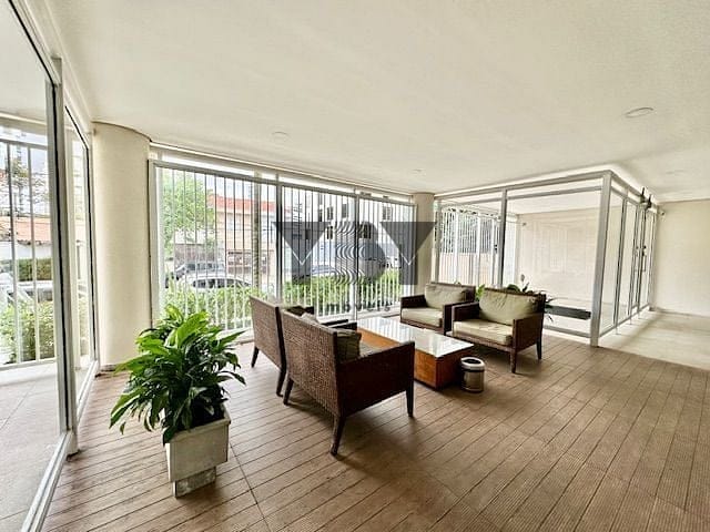 Apartamento à venda com 2 quartos, 74m² - Foto 35