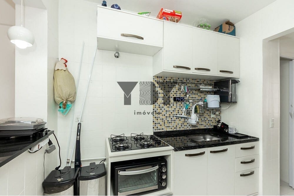 Apartamento à venda com 2 quartos, 70m² - Foto 10