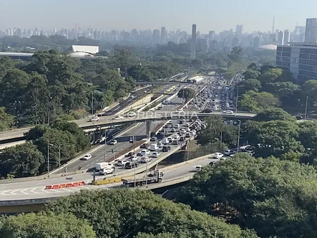 Sala à venda, no bairro Vila Clementino em São Paulo