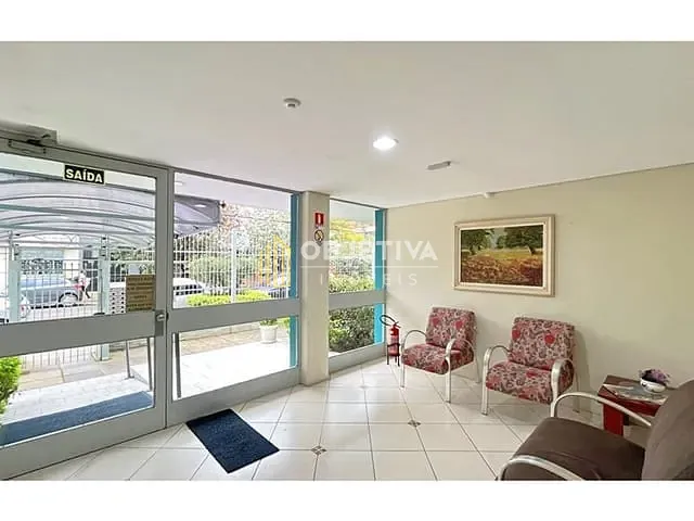 Apartamento 1 quarto e 1 banheiro, à venda, no bairro Menino Deus em Porto Alegre