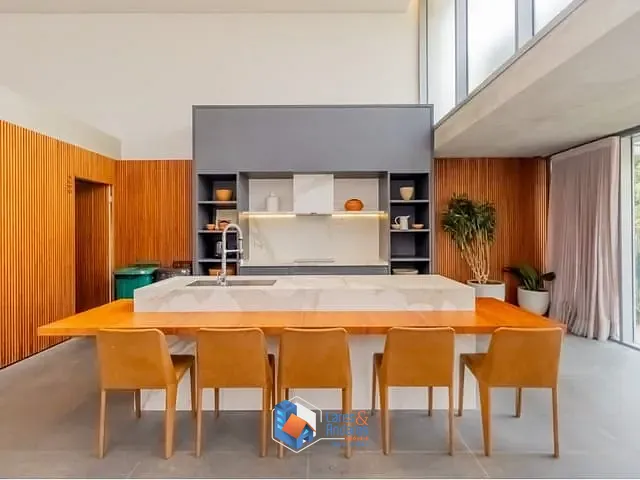 Apartamento 1 quarto e 2 banheiros, à venda, no bairro Moema em São Paulo