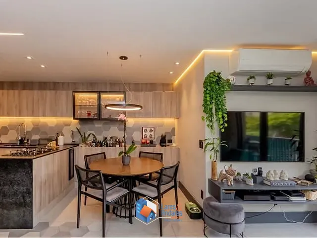 Apartamento 1 quarto e 2 banheiros, à venda, no bairro Moema em São Paulo