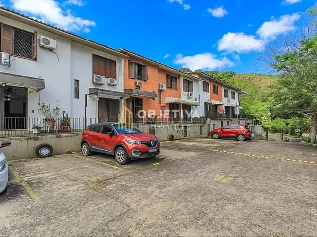 Casa 2 quartos e 2 banheiros, à venda, no bairro Morro Santana em Porto Alegre
