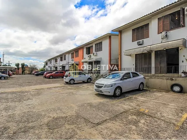 Casa 2 quartos e 2 banheiros, à venda, no bairro Morro Santana em Porto Alegre