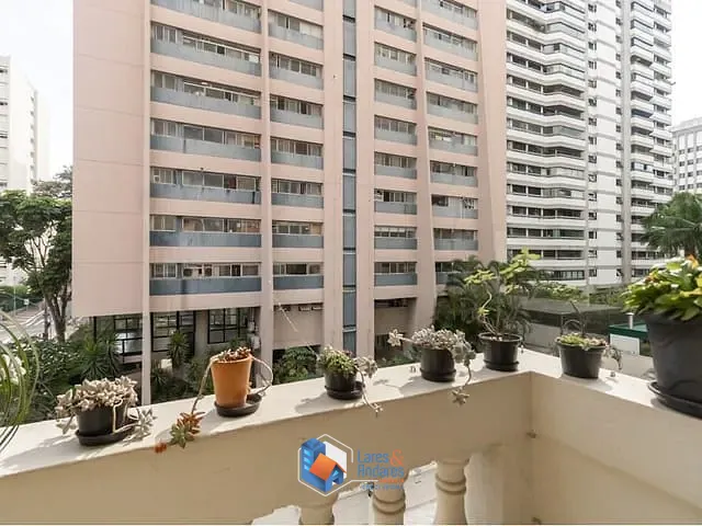 Apartamento 3 quartos e 3 banheiros, à venda, no bairro Moema em São Paulo