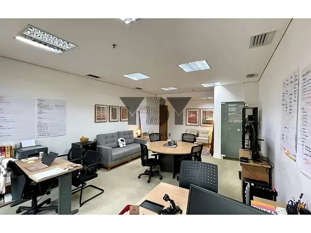 Sala à venda, no bairro Cidade Monções em São Paulo