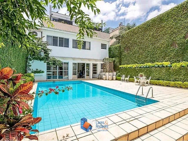 Casa 4 quartos e 6 banheiros, à venda, no bairro Brooklin Paulista em São Paulo