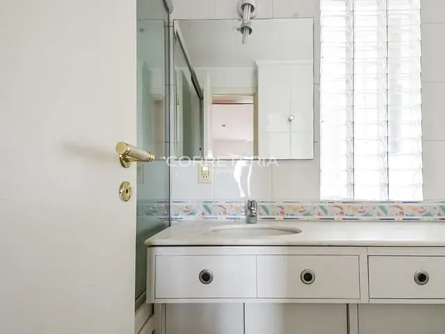 Apartamento 2 quartos e 2 banheiros, à venda, no bairro Campo Belo em São Paulo