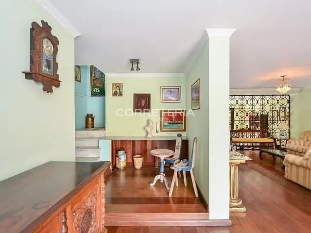 Casa 5 quartos e 6 banheiros, à venda, no bairro Jardim Aeroporto em São Paulo