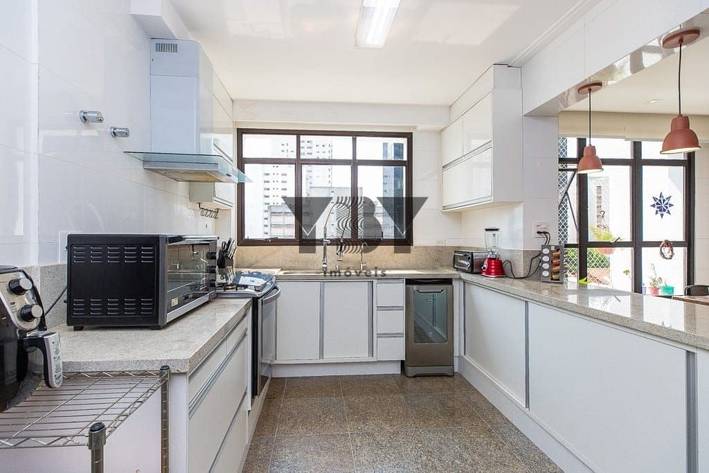 Apartamento à venda com 4 quartos, 223m² - Foto 53