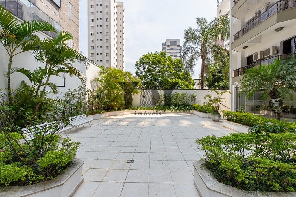 Apartamento à venda com 4 quartos, 223m² - Foto 12