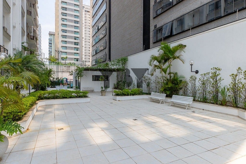 Apartamento à venda com 4 quartos, 223m² - Foto 20