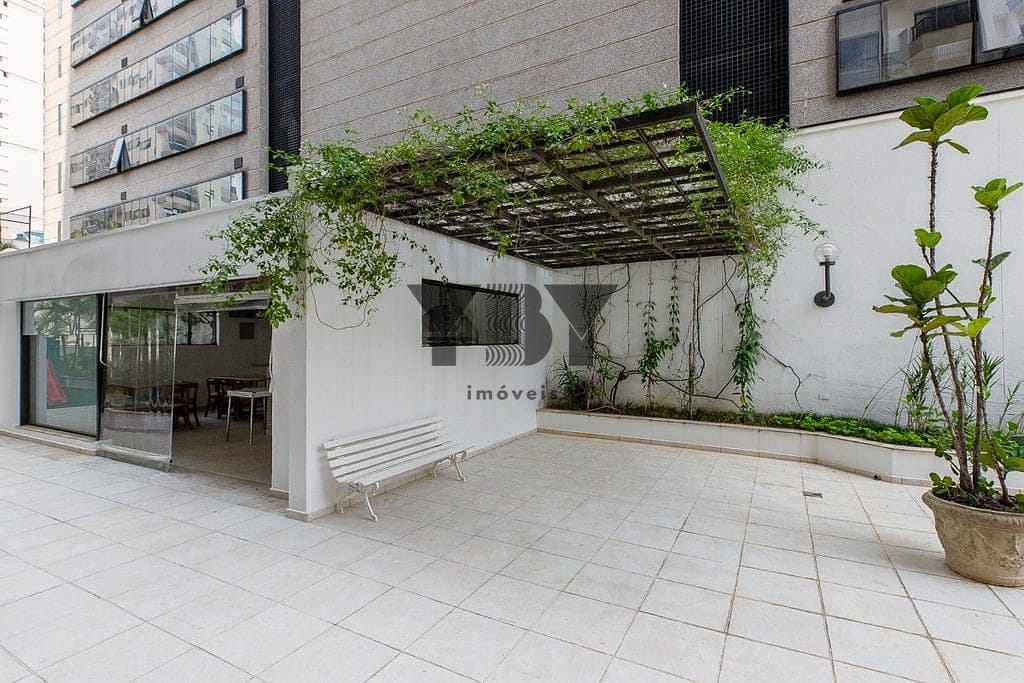 Apartamento à venda com 4 quartos, 223m² - Foto 21