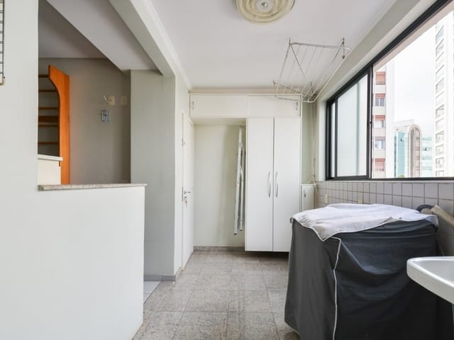 Foto do Apartamento - Apartamento à venda 3 Quartos 1 Suite 1 Vaga 230M² Morro dos Ingleses São Paulo - SP | Lares e Andares Imóveis