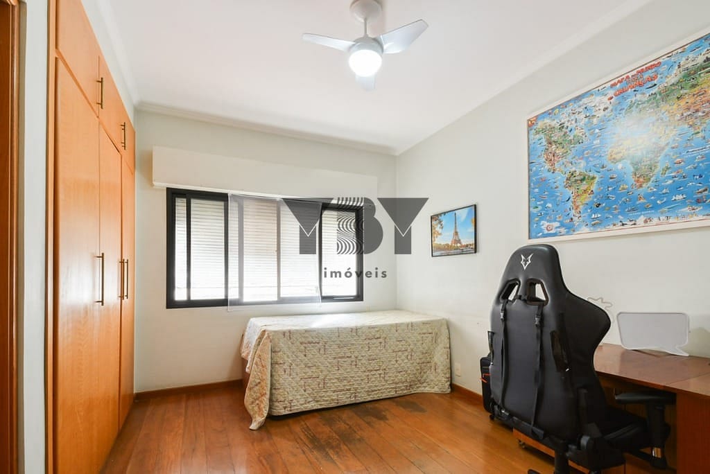 Apartamento à venda com 3 quartos, 230m² - Foto 33