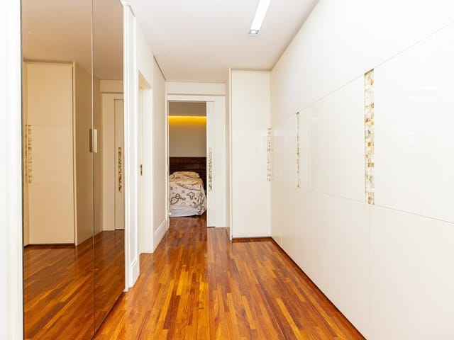 Foto do Apartamento - Apartamento à venda 3 Quartos 3 Suites 4 Vagas 240M² Vila Mariana São Paulo - SP | Lares e Andares Imóveis