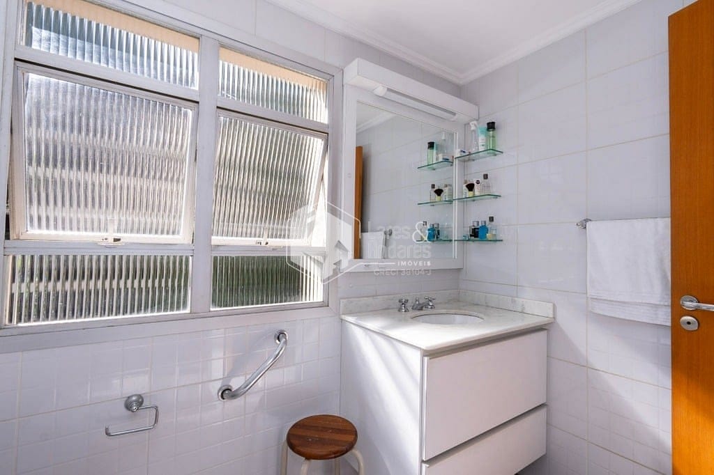 Apartamento à venda com 3 quartos, 129m² - Foto 32