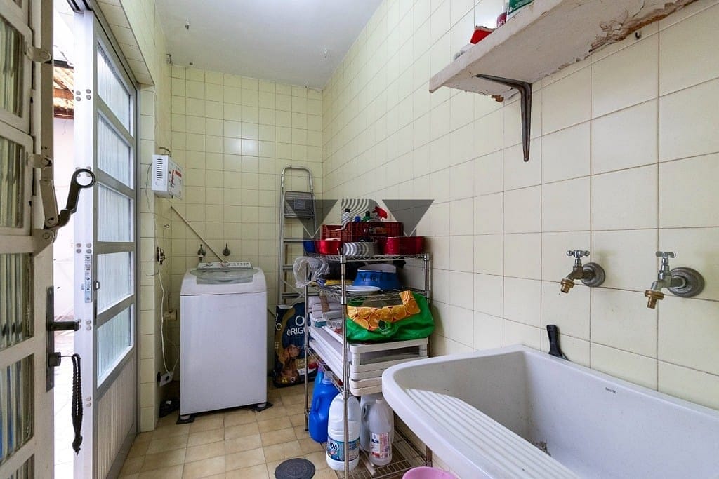 Casa à venda com 2 quartos, 100m² - Foto 17