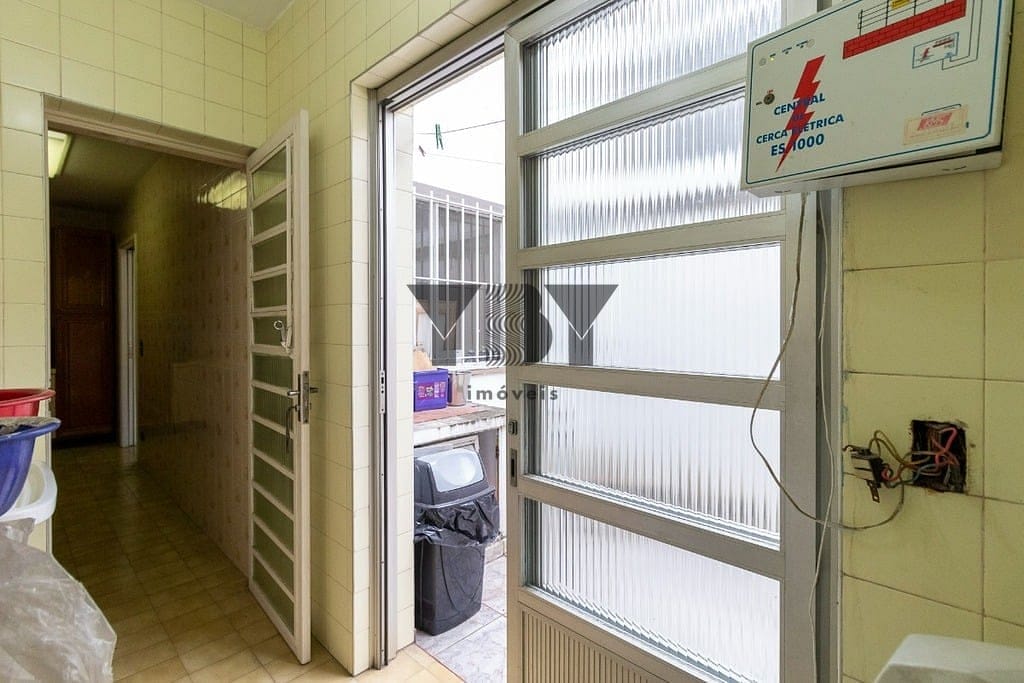 Casa à venda com 2 quartos, 100m² - Foto 16
