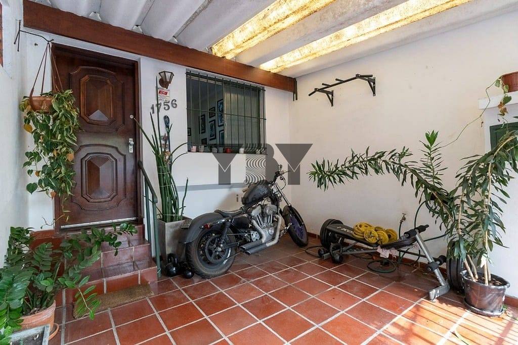 Casa à venda com 2 quartos, 100m² - Foto 5