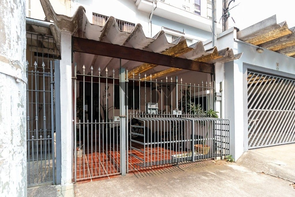 Casa à venda com 2 quartos, 100m² - Foto 4