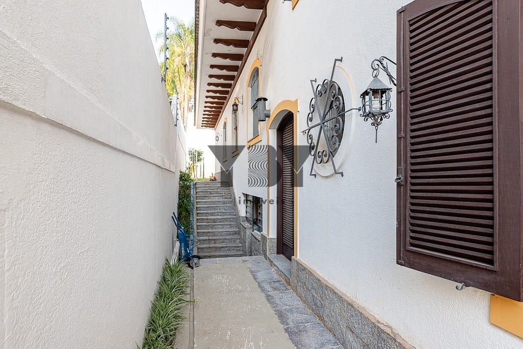 Casa à venda com 4 quartos, 450m² - Foto 33