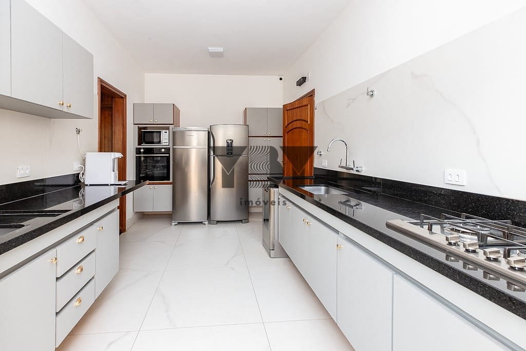 Casa à venda com 4 quartos, 450m² - Foto 43